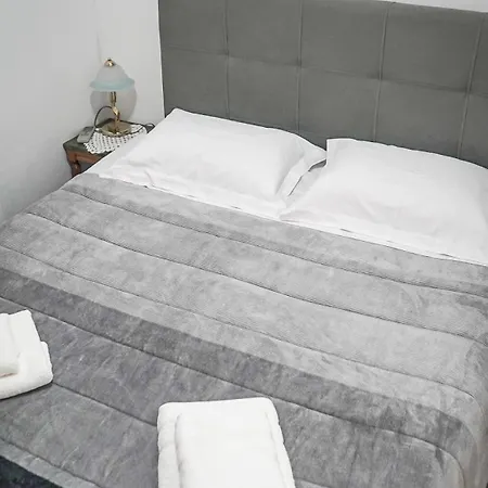 Sifis Apartment Athens